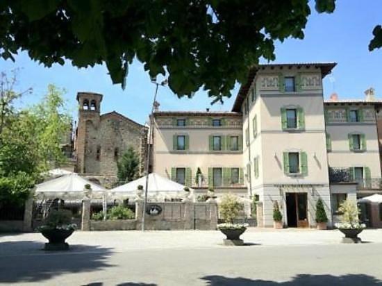 Cora Hotels Leon D'Oro Castell'Arquato Exterior photo